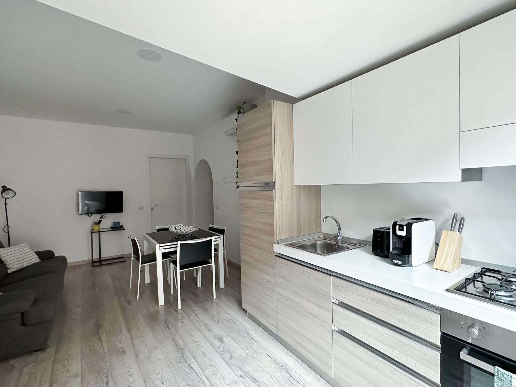 Ca Belverz Center Town Apartment 贝拉焦 外观 照片